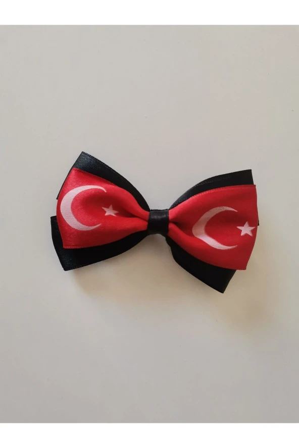 MİNİK ADIMLAR 2 Adet 23 Nisan Tokası Türk Bayrağı Baskılı Özel Tasarım Klipsli ürün görseli 1