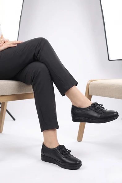 Walkenzo 3776 Kadın Ortopedik Taban Deri Ayakkabı ürün görseli 1