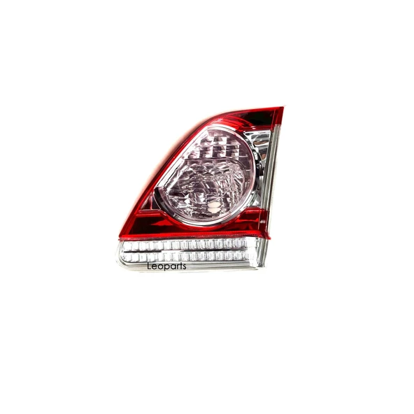 Leoparts Toyota Corolla Stop Lambası İç Sağ 2010-2012 81581-02340 ürün görseli 1