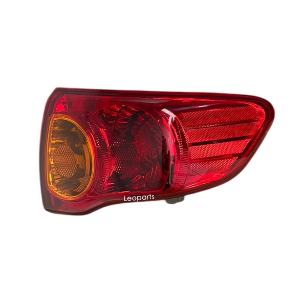 Leoparts Toyota Corolla Stop Lambası Dış Sağ 2007-2009 81551-12A10 ürün görseli 1