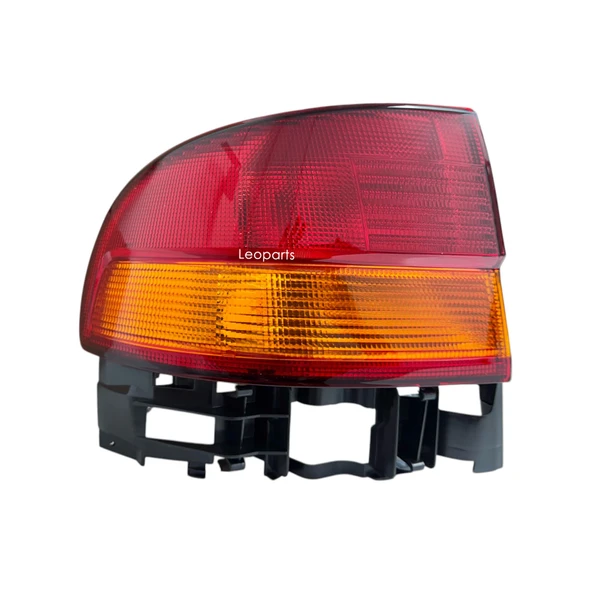 Leoparts Toyota Carina-E Stop Lambası Dış Sol 1996-1999 81560-05030 ürün görseli 1