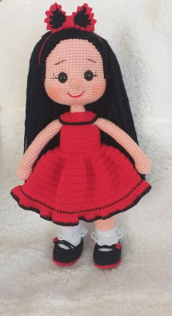 Kırmızı Siyah Fatoş Bebek Amigurumi Organik Oyuncak ürün görseli 1