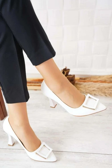 Feles Kare Toka Detaylı Stiletto Kadın Topuklu Ayakkabı ürün görseli 1