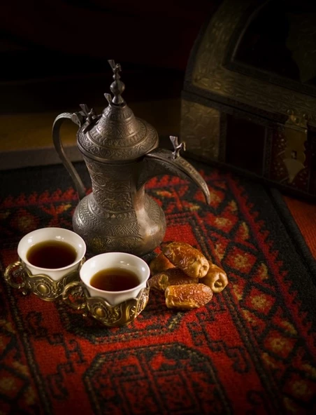Bakır Sürahiden Çay Ve Hurma  - Kanvas Tablo ürün görseli 1