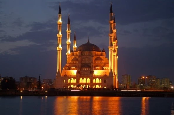 Sabancı Merkez Cami - Kanvas Tablo ürün görseli 1
