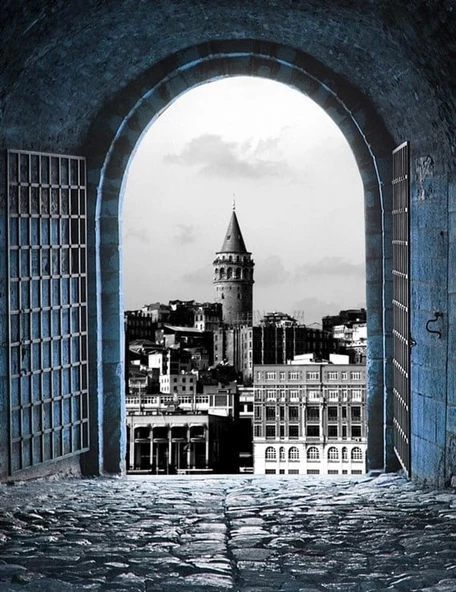 Kapının Ardındaki Galata Kulesi - Kanvas Tablo ürün görseli 1