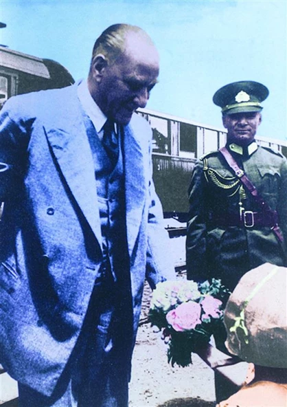 Mustafa Kemal Atatürk - Kanvas Tablo ATGE-059-F ürün görseli 1