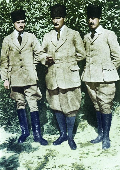 Mustafa Kemal Atatürk - Kanvas Tablo ATGE-051-F ürün görseli 1