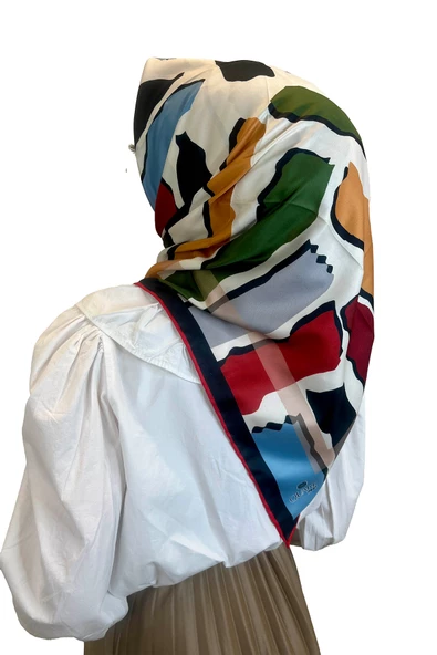 Quare Desenli Rayon Eşarp 01072  SİYAH KIRMIZI ürün görseli 1