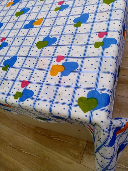 Hayat Home Mavi Kalpli desen 110X110 Dertsiz Mutfak Masa Örtüsü ürün görseli 1