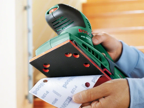 Bosch PSS 200 AC Titreşimli Zımpara - Resim 2