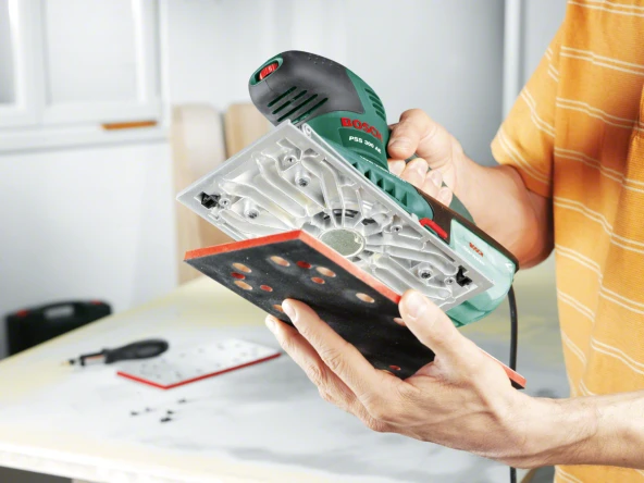 Bosch PSS 300 AE Titreşimli Zımpara - Resim 2