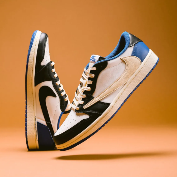 PTTAVM: Nike Air Jordan 1 Low Travis Scott x Fragment