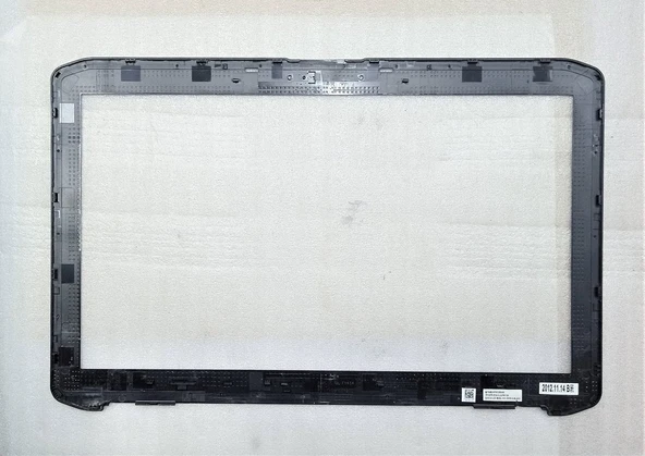 Dell Latitude E5530 EKRAN ÇERÇEVESİ - Resim 2