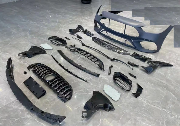 W206 C SERISI İÇİN UYUMLU C63 GÖRÜNÜM ÖN TAMPON & PANJUR ürün görseli 1