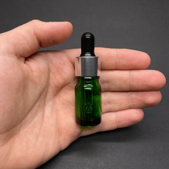 5Ml Yeşil Cam Damlalıklı Şişe , Gümüş Metal Kapak , 5 Cc Yeşil Cam Damlalıklı Şişe x 6 Adet ürün görseli 1