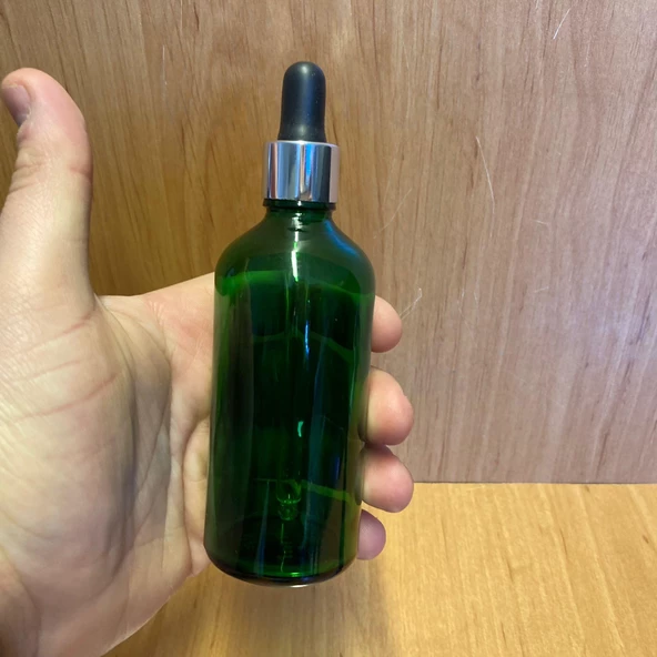 100Ml Yeşil Cam Damlalıklı Şişe , Gümüş Metal Kapak , 100 Cc Yeşil Cam Damlalıklı Şişe x 6 Adet ürün görseli 1