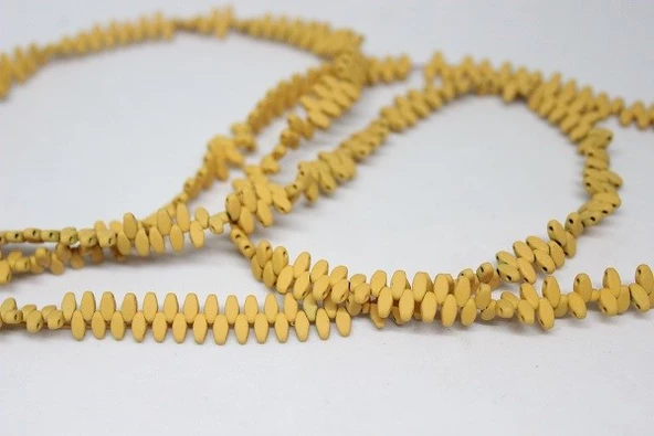 Bileklik Boy Hematit Taşı Çift Delikli Yarım Dizi (17500) (18CM UZUNLUĞUNDADIR) ürün görseli 1