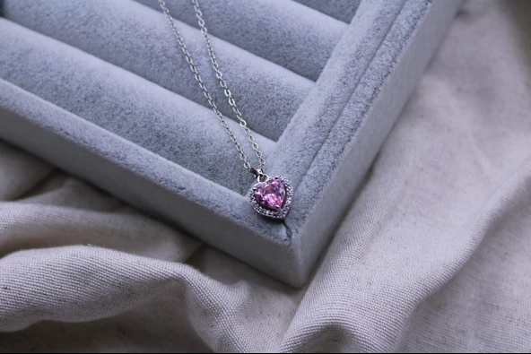 Byantep Pembe Kalpli Çelik Kolye ürün görseli 1