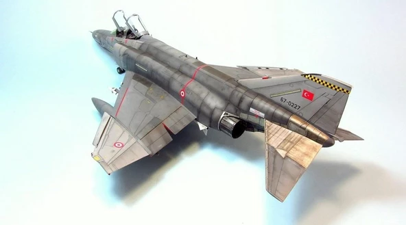 F-4 E/F Phantom 2 PM Model Demonte Plastik Uçak Maket Kiti - Resim 3