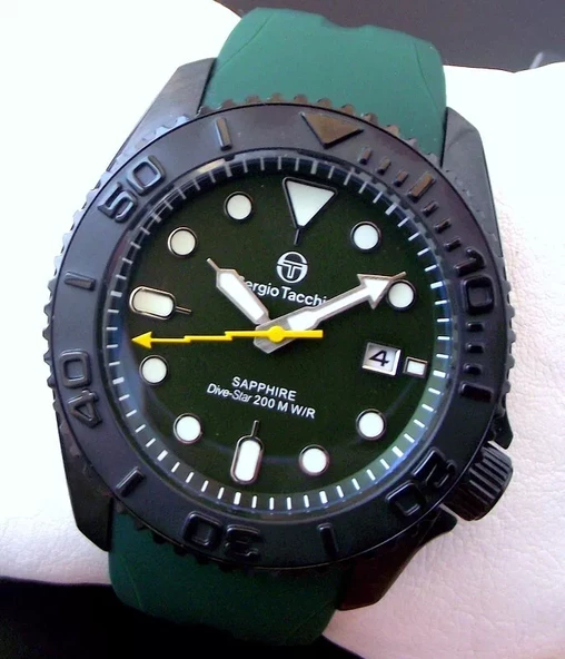 Sergio Tacchini ST.3.10002.5 Yeşil Dive-Star 200 m Erkek Kol Saati ürün görseli 1