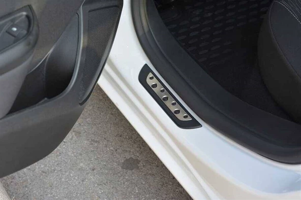 OMSA Dacia Sandero 2 Stepway Kapı Eşiği Dotline 4 Parça Abs 2012-2020 Arası - Resim 4