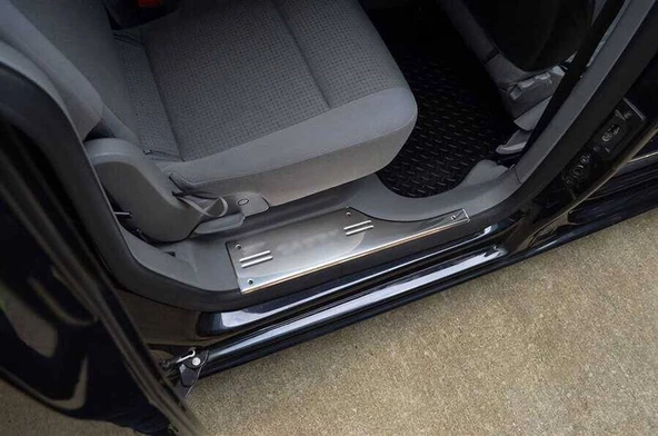 OMSA VW Caddy Minivan Krom İç Kapı Eşiği 4 Parça 2015-2019 Arası - Resim 4