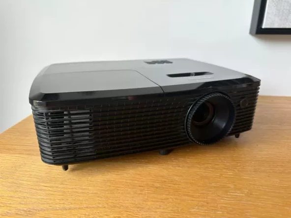 OPTOMA PROJEKSİYON CİHAZI DAWSSG HD142X MODEL 3000 LÜMEN PROFESYONEL HDMI'LI - ORJİNAL LAMBA 2500 SAAT GARANTİ - KUMANDA HEDİYESİYLE  (YENİLENMİŞ TESHİR ÜRÜNÜ!) ürün görseli 1