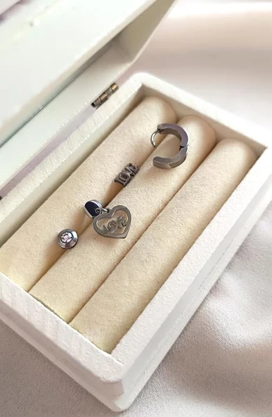 Küpe 4 lü Set Kararmaz Çelik 316L Lüks Küpe Love Kalp Renk Gri Taşlı ürün görseli 1