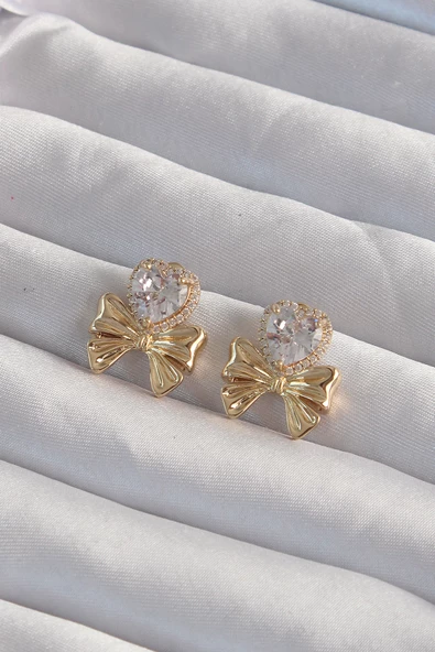 Pirinç Gold Renk Zirkon Taşlı Kalp Model Fiyonk Küpe TJ-BKP9311 ürün görseli 1