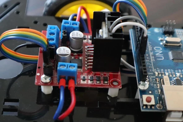 Root Engelden Kaçan Robot Seti - Demonte ürün görseli 1