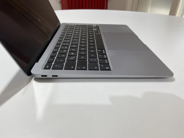 PTTAVM: Apple MacBook Air M1 8 GB 256 GB SSD 13.3