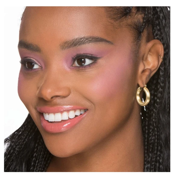 TOO FACED Cloud Crush Head In The Clouds - Allık - Resim 2