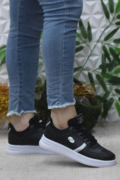 Fort Row Luna Siyah Beyaz Rahat Hafif Sneaker Kadın Spor Ayakkabı ürün görseli 1