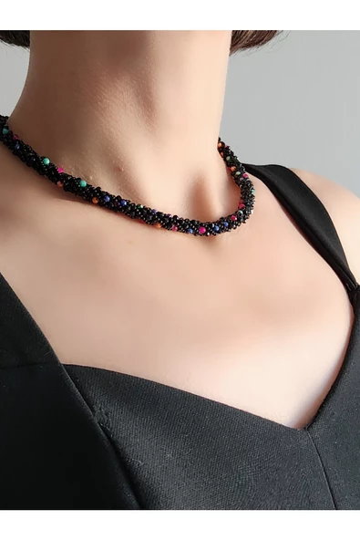 Etnik Bohem Sarmal Dönmeli Model Kristal Siyah Rengarenk Taşlı Kristal Boncuk Kolye ürün görseli 1