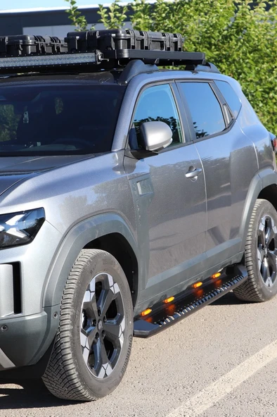 Renault Duster 2024 Model Uyumlu Off-Road Yan Basamak Seti AQM4WD S-30 ürün görseli 1