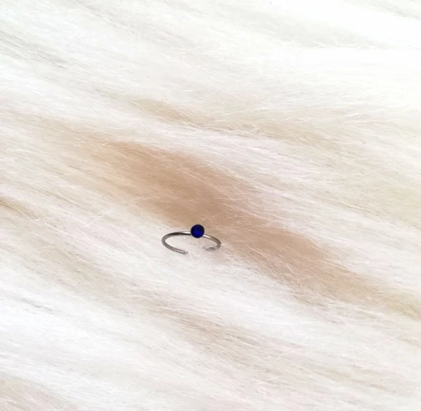 Lacivert Taşlı Burun Piercingi ürün görseli 1