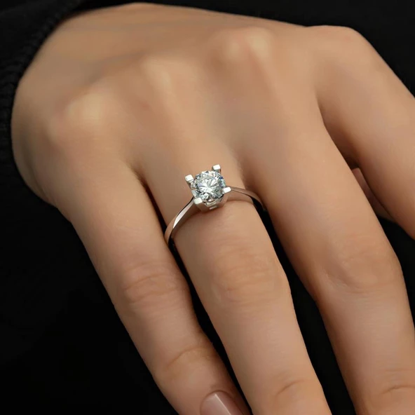 4 Tırnak Swarovski Taşlı Gümüş  Yüzük ürün görseli 1