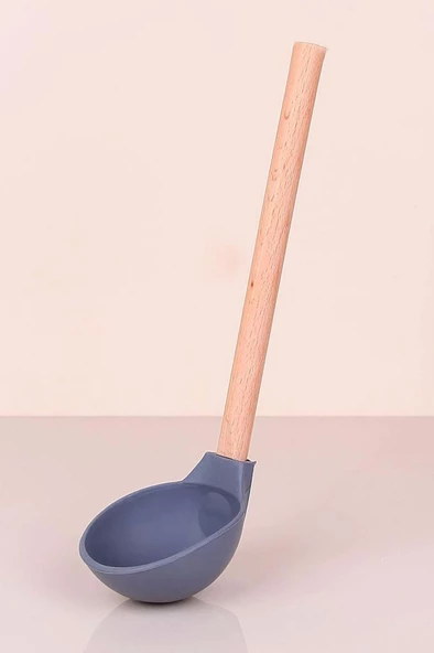 Ahşap Saplı Silikon Kepçe Gri ürün görseli 1