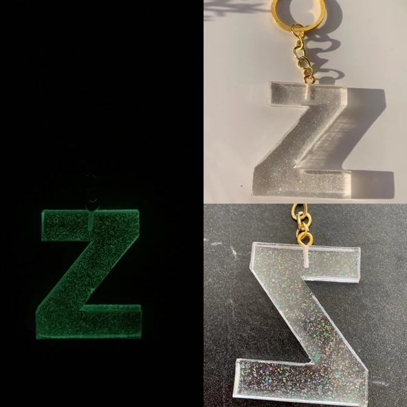 Z Harfi Fosforlu Neon Yeşil Renk Parlak Simli Gold Aksesuarlı Anahtarlık El Yapımı Epoksi Hediyelik ürün görseli 1